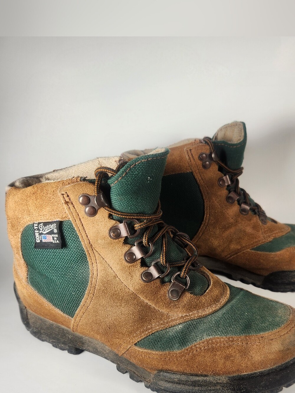 Danner Women's 1990 Cross Hiker Boot 6.5 EU 37 Waterproof Leather Vintage Shoe
